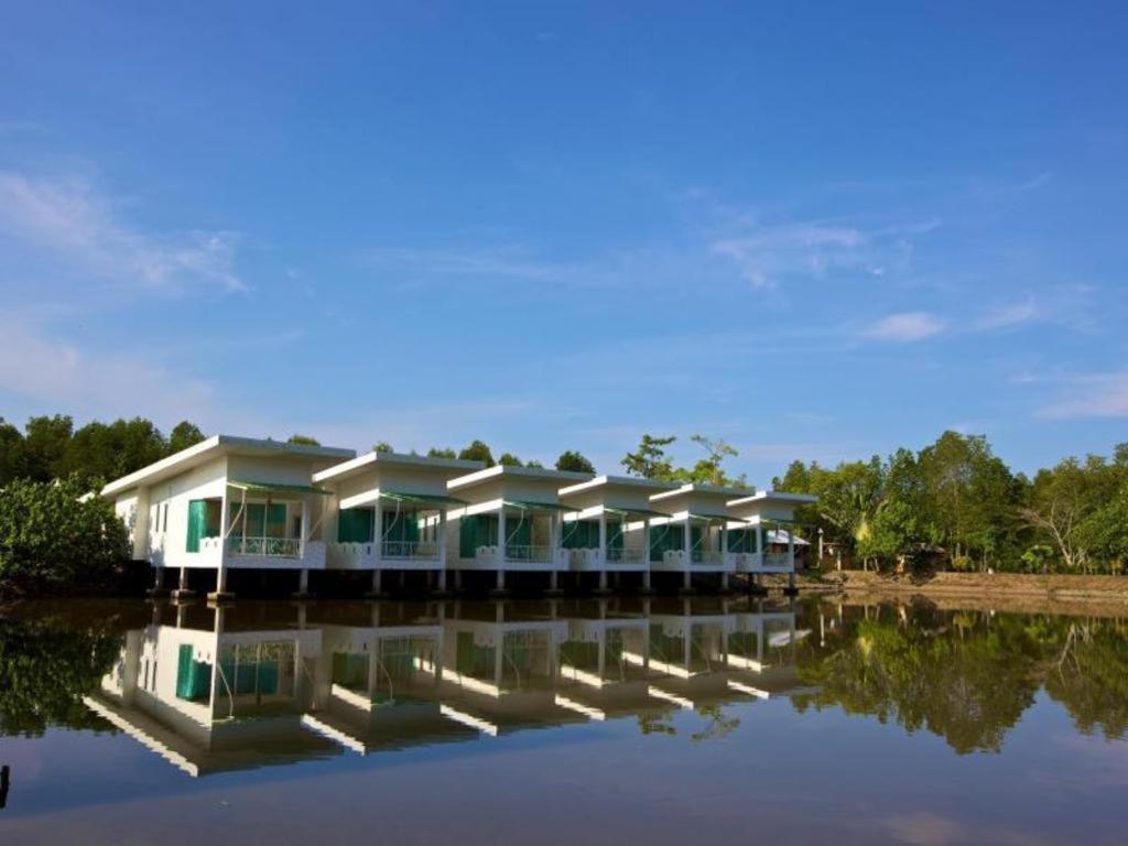 Anavilla Tangke Resort Khanom Exteriör bild