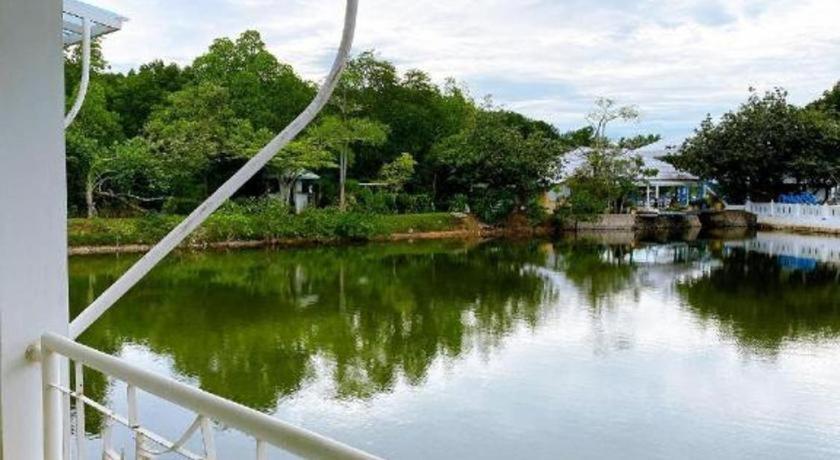Anavilla Tangke Resort Khanom Exteriör bild